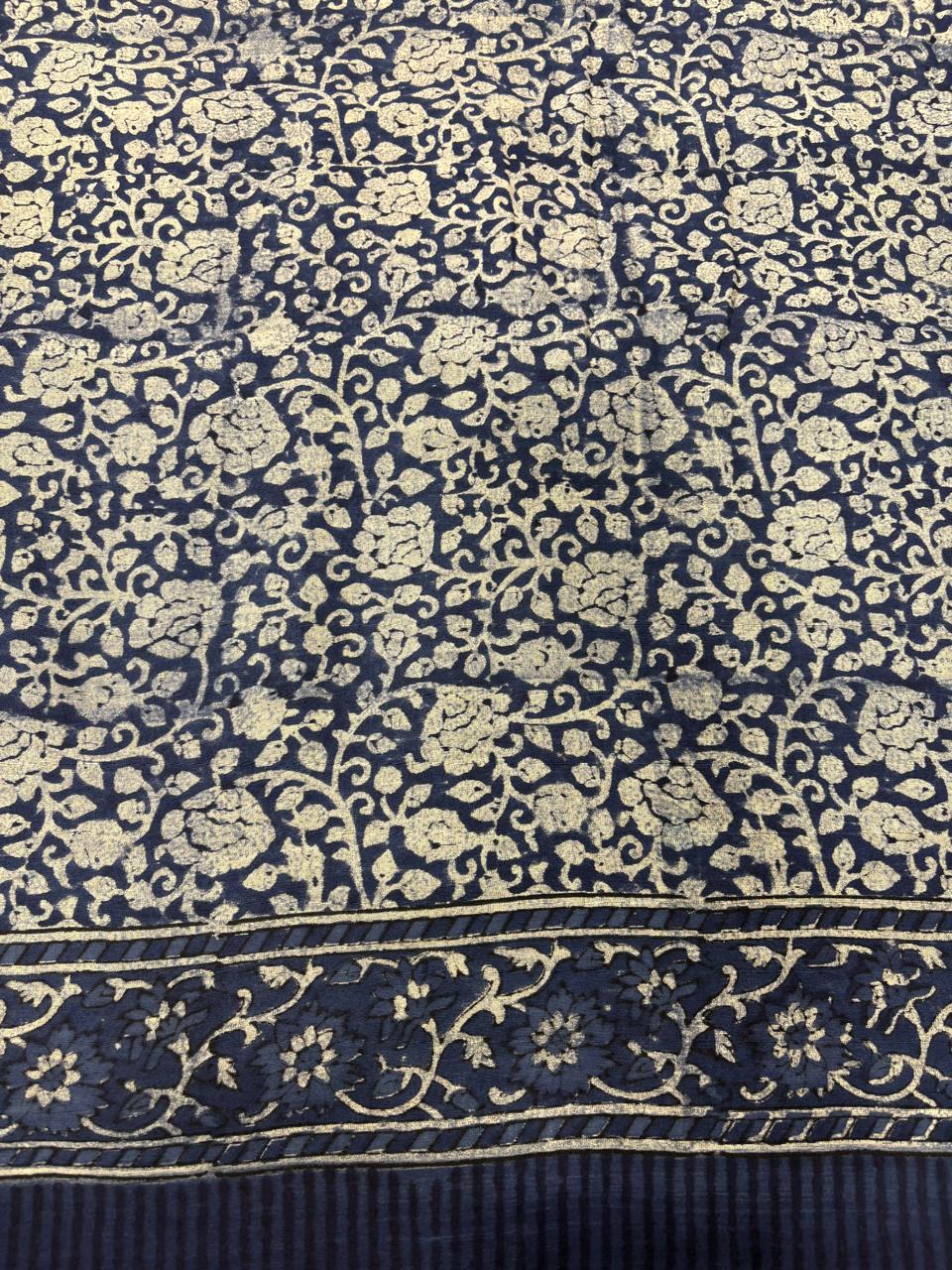 Indigo Maheshwari suit