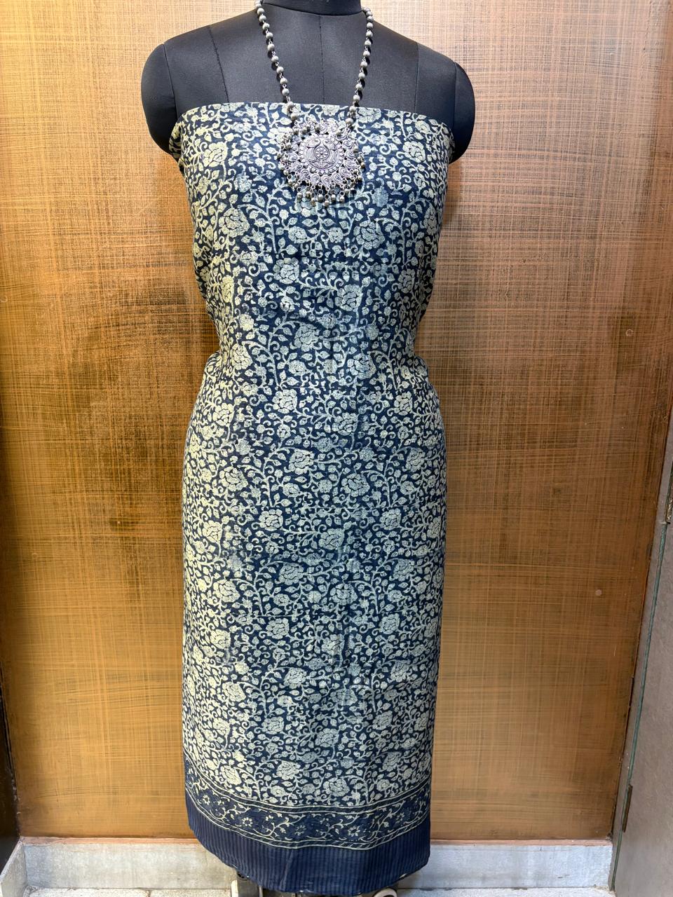 Indigo Maheshwari suit