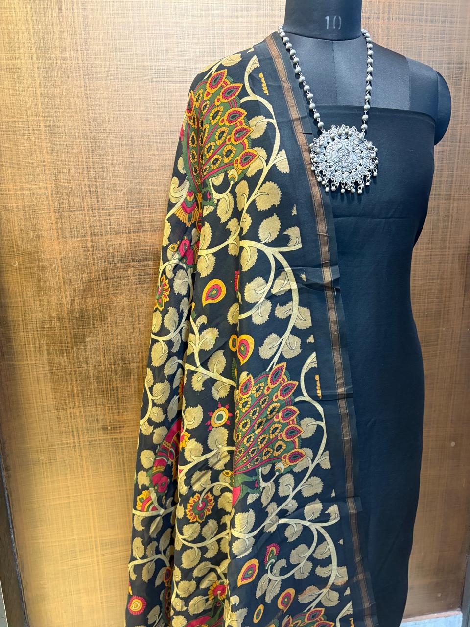 Black Maheshvari suit