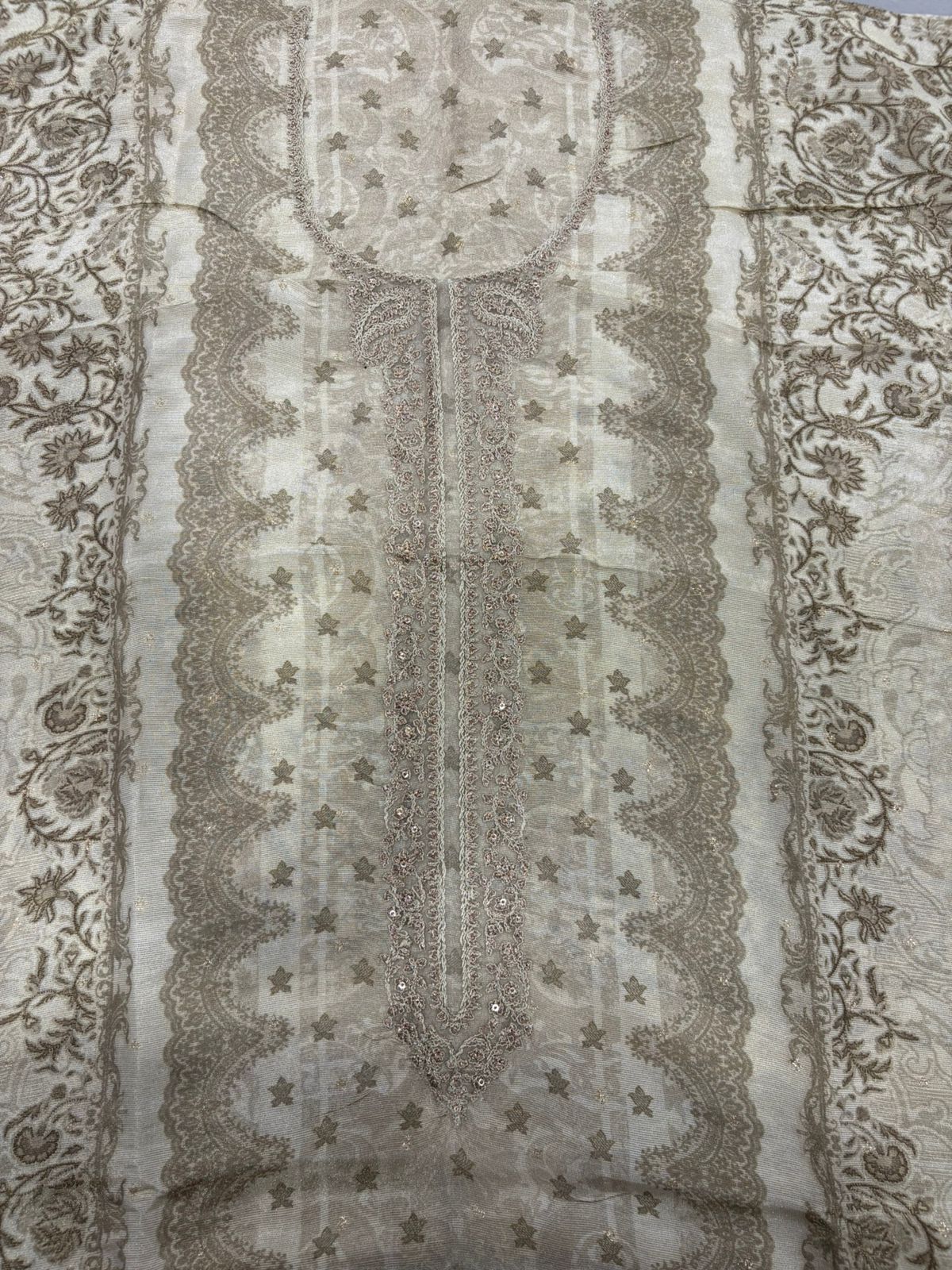 Tissue crepe beige with neck embroidery