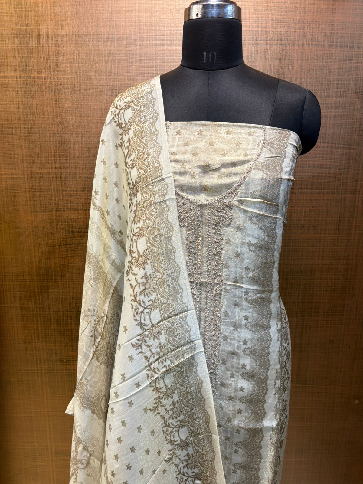 Tissue crepe beige with neck embroidery