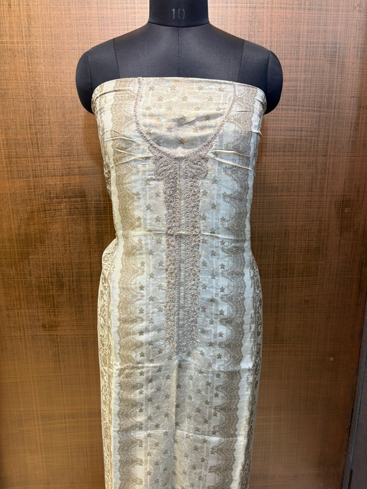 Tissue crepe beige with neck embroidery