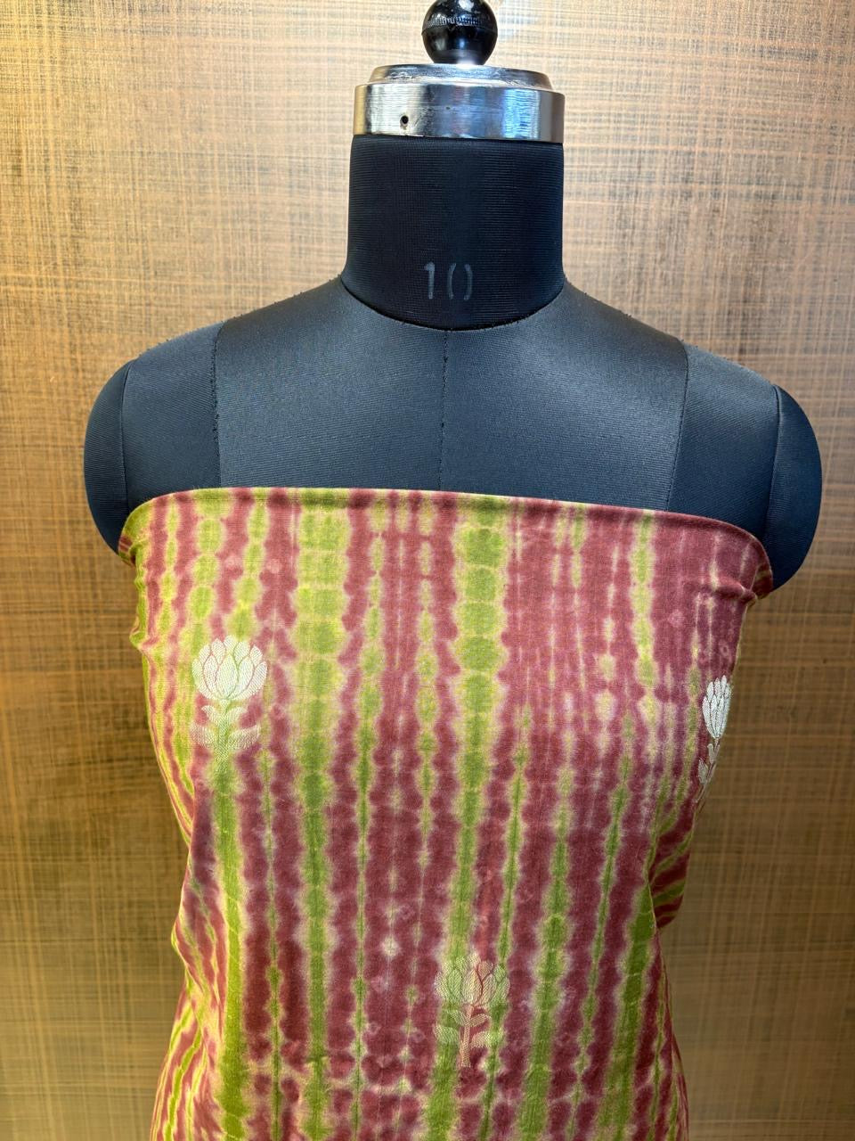 Tie-n-Dye Maheshwari Banarasi Suit