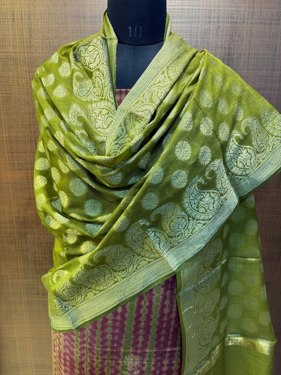 Tie-n-Dye Maheshwari Banarasi Suit