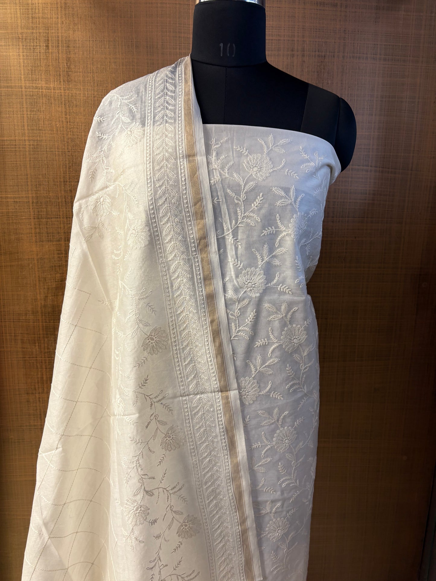 Ivory Maheshwari Embroidered Suit (3pcs)