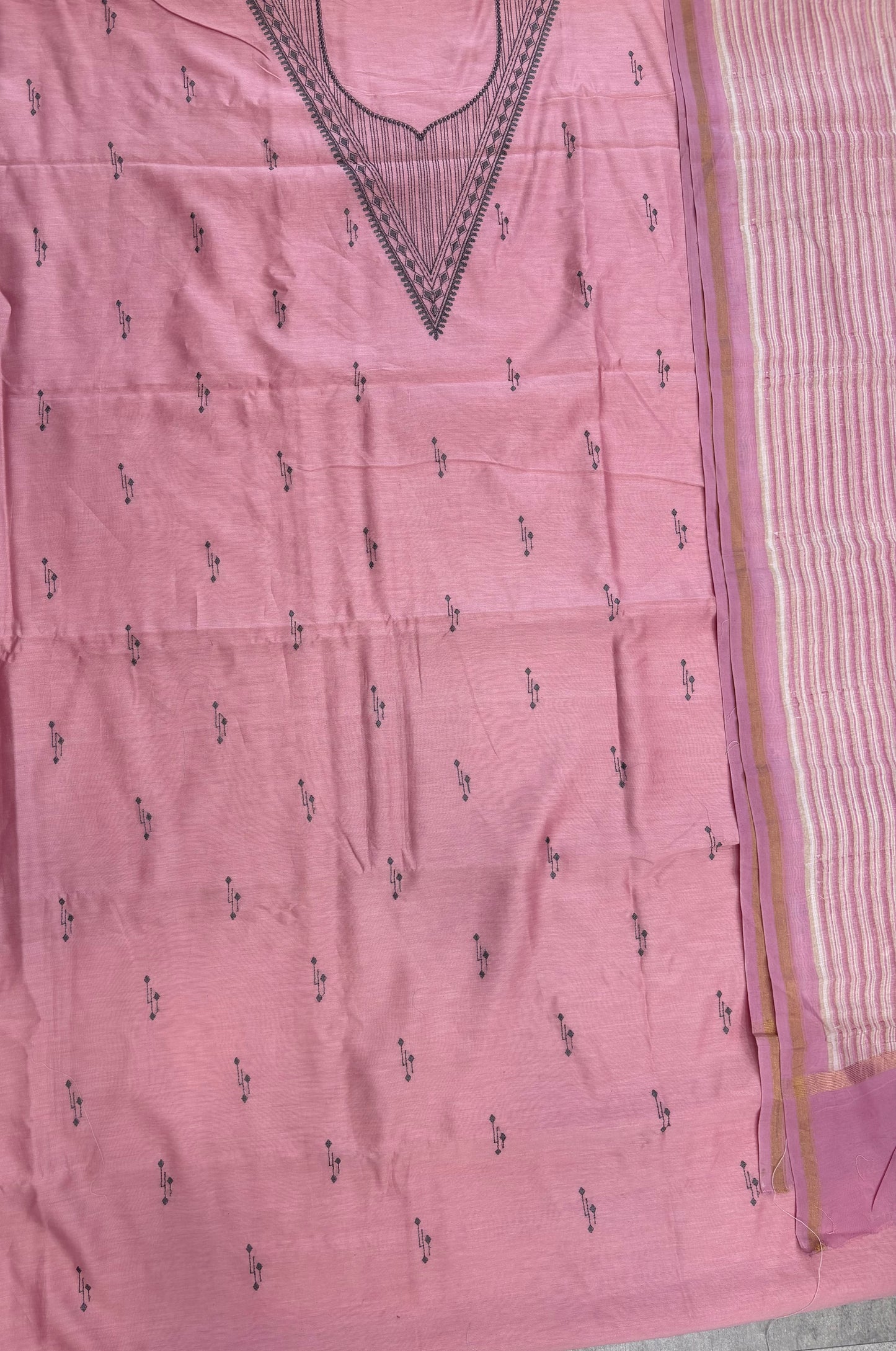 Pure Maheshwari Embroidered Suit