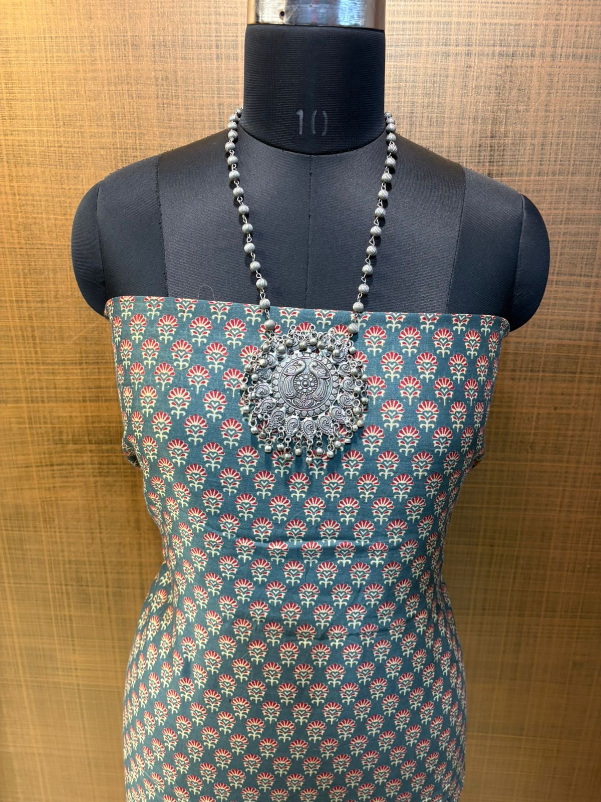 PURE MAHESHWARI SUITS WITH ANTIQUE ZARI BORDER