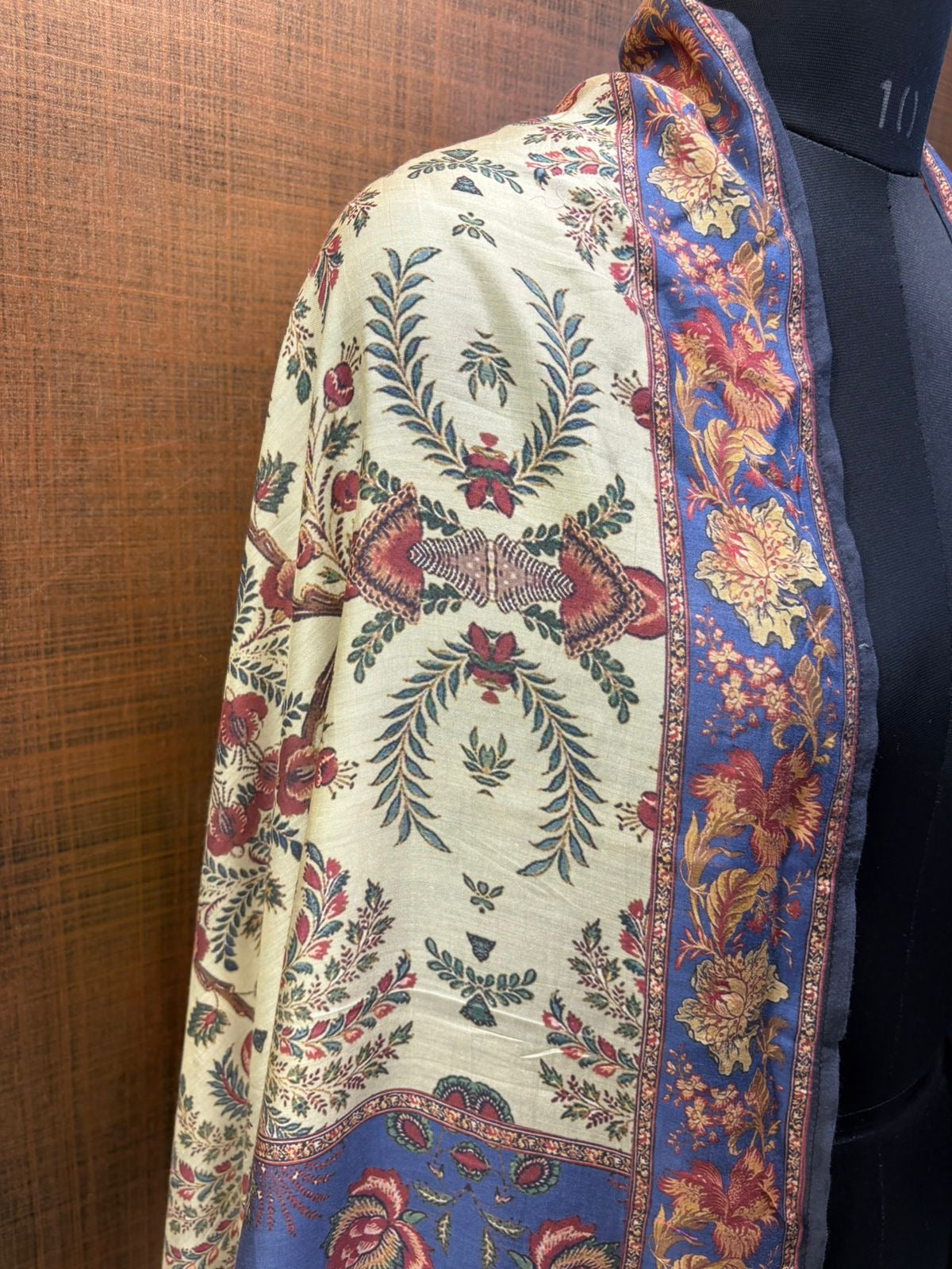 Muslin Beige-green & blue printed stole