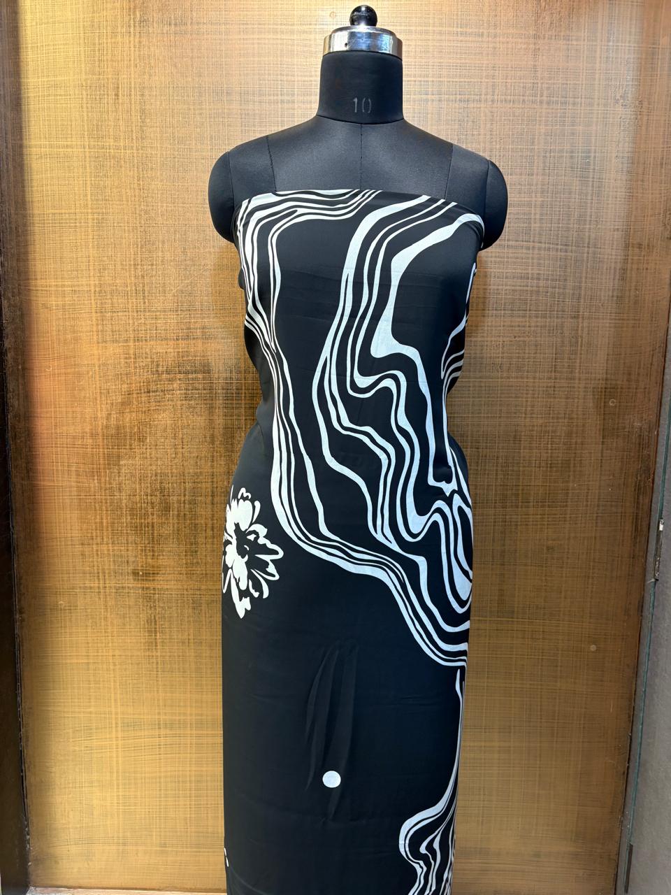 Art Crepe Black and White Suit