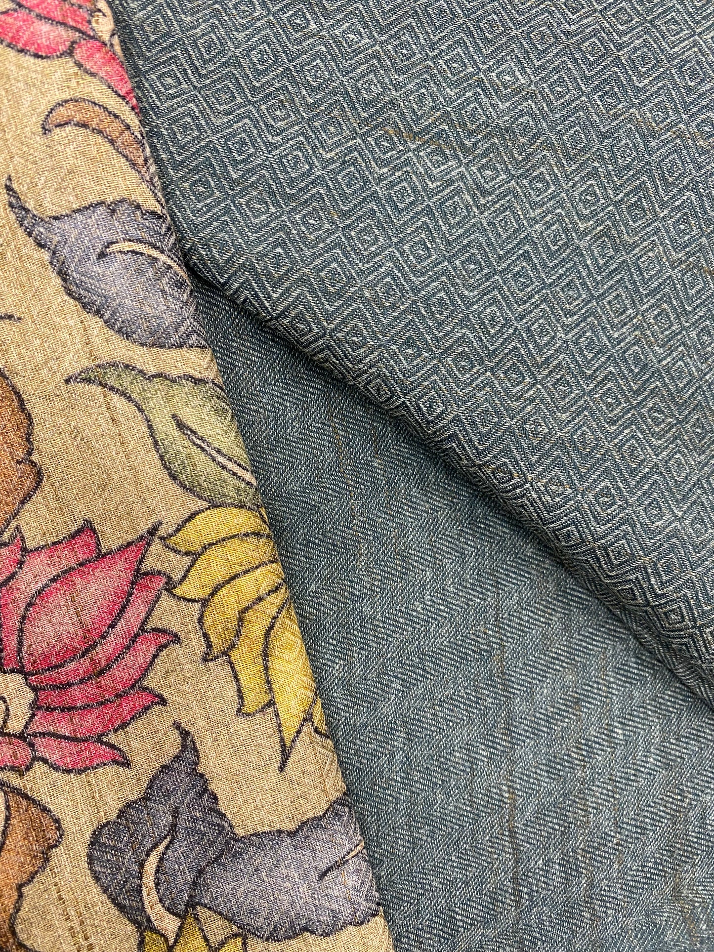 Pashmina Suit with Printed Pashmina Dupatta