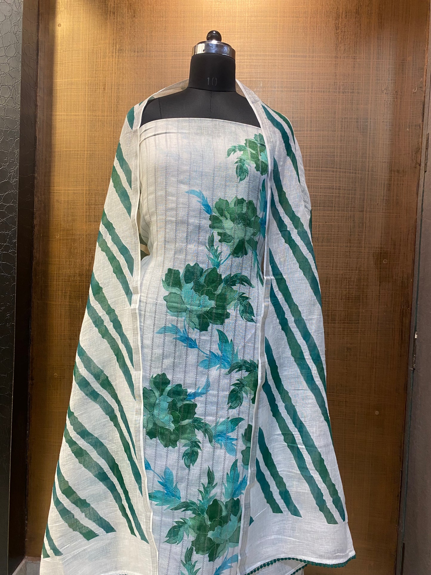 White Linen printed and embroidered Shirt Dupatta