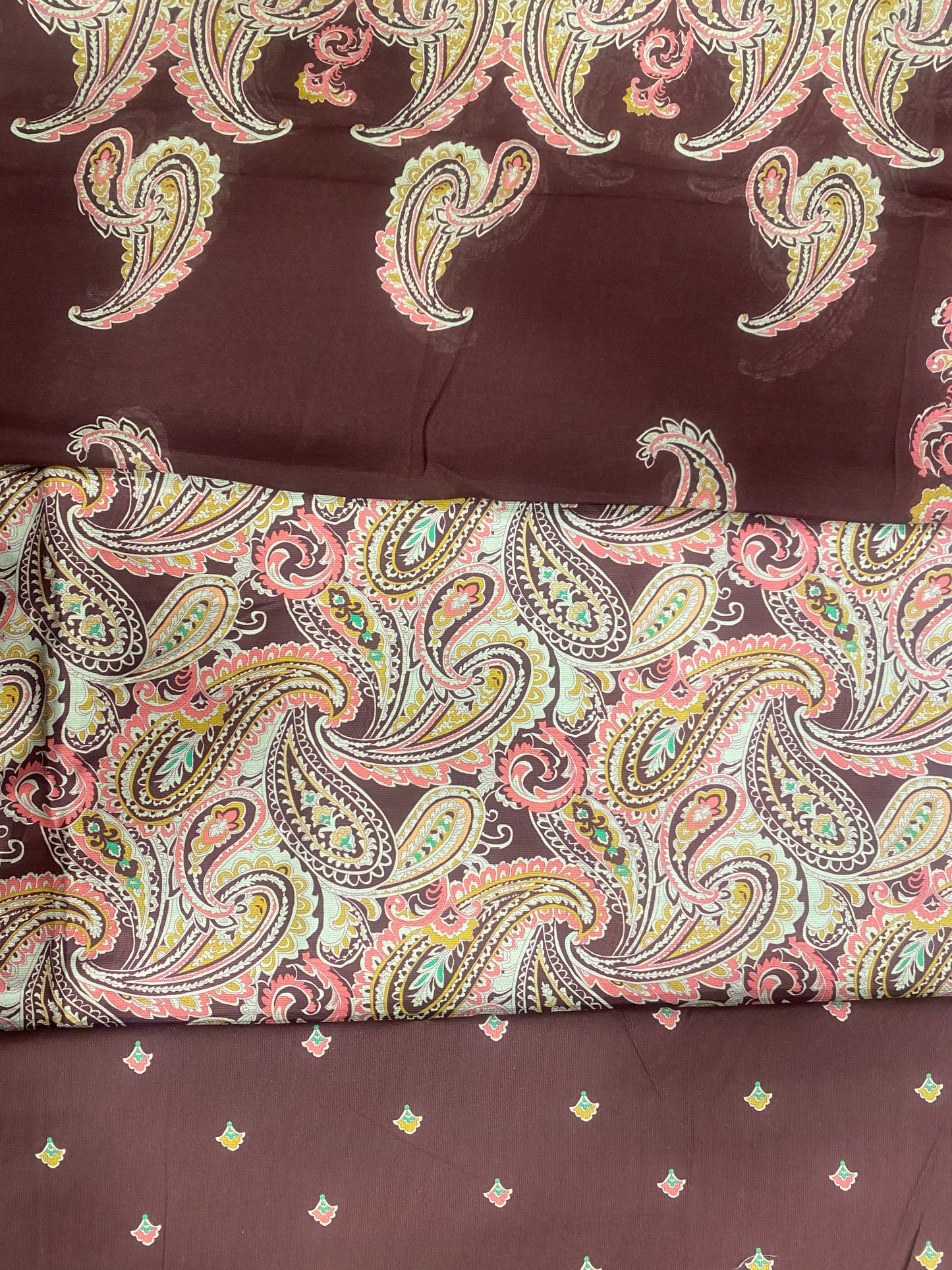 Corduroy paisleys Print suit