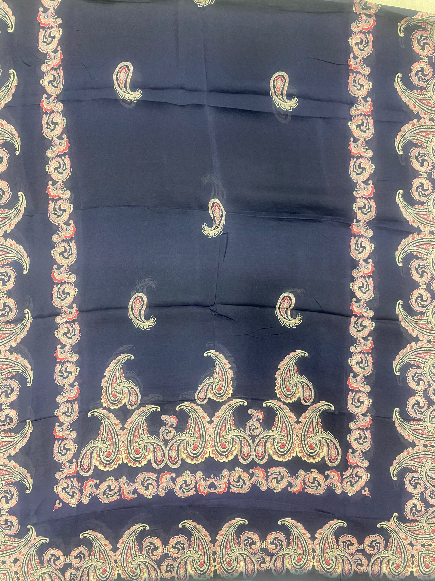 Corduroy paisleys Print suit